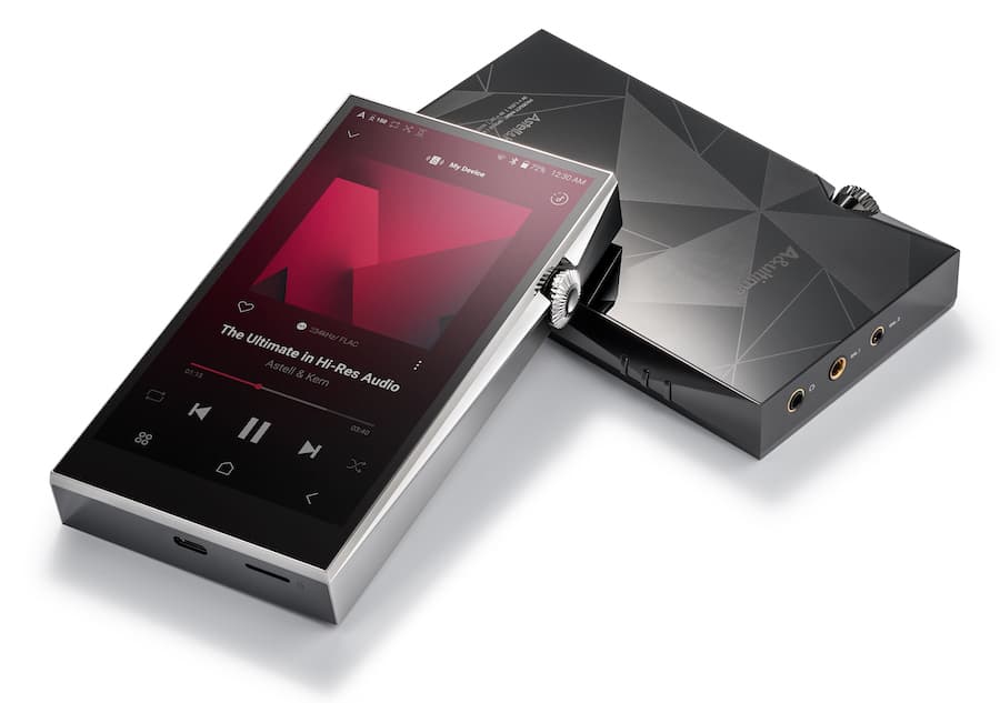 Astell&Kern A&ultima SP3000 DAP Right SideAstell&Kern A&ultima SP3000 DAP in black and silver