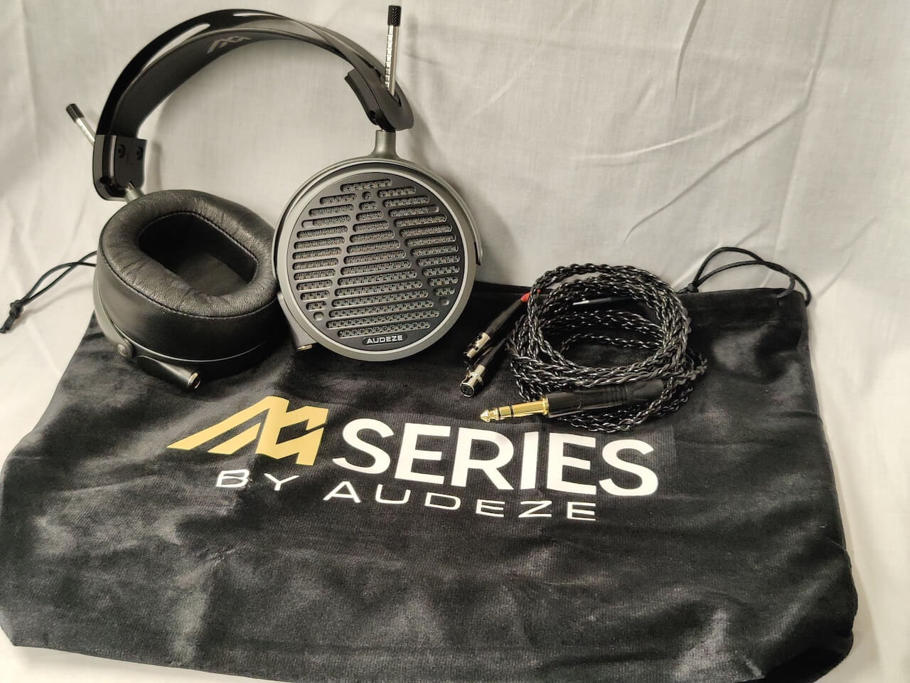 Audeze MM-500 Professional Studio Headphone Kit