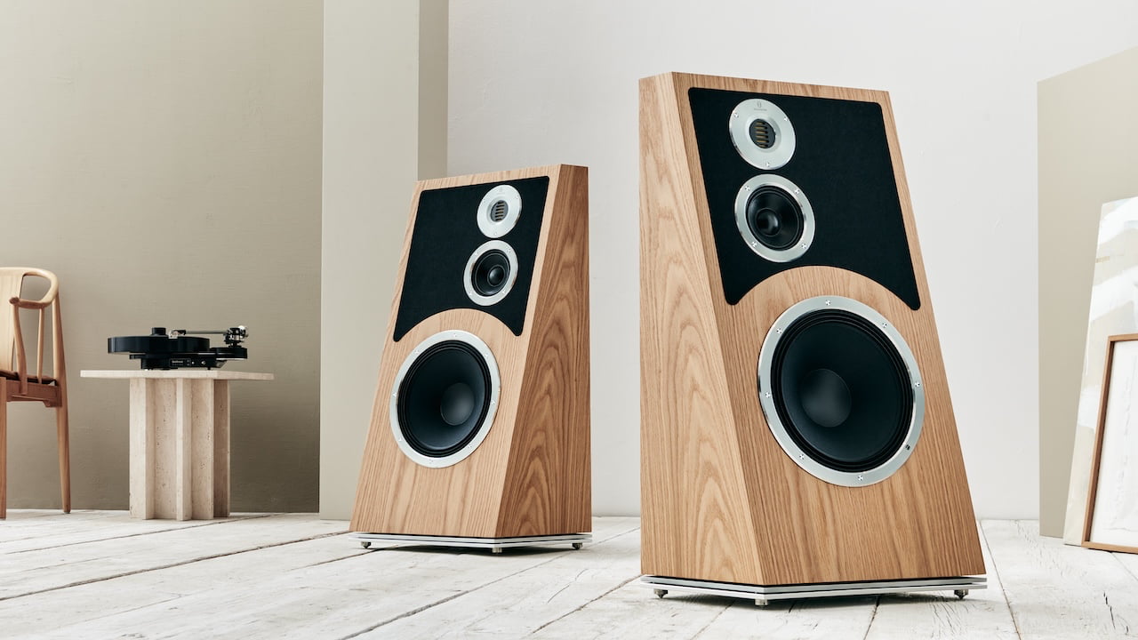 Audiovector Trapeze Loudspeaker Pair in Nordic Oak