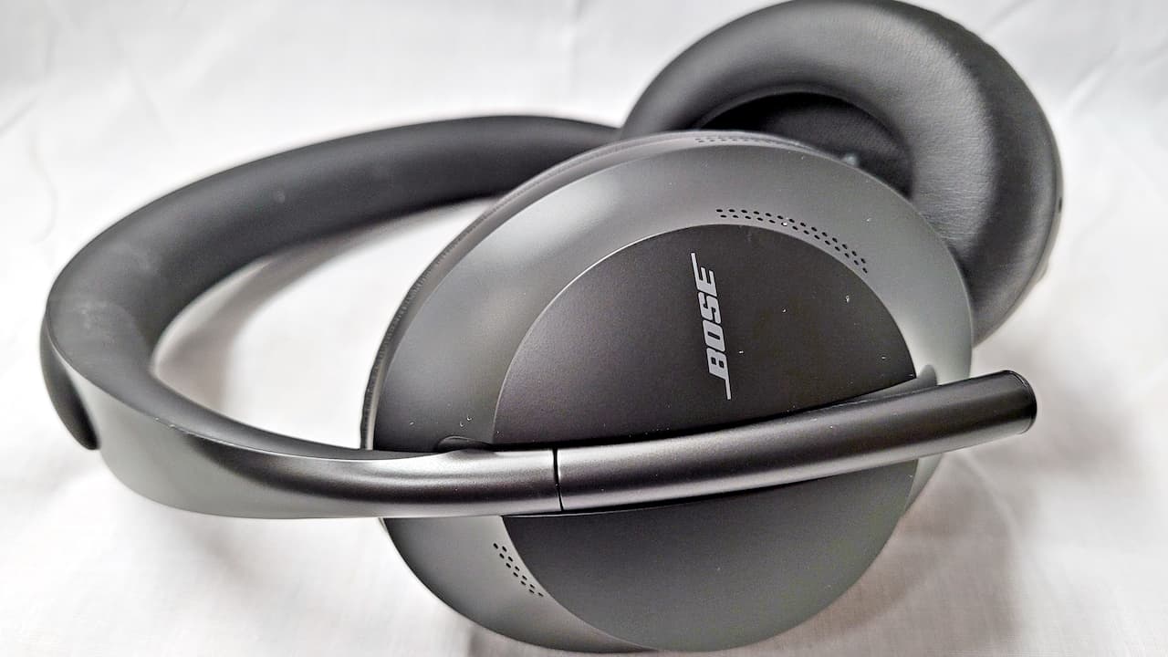 Bose Noise Cancelling Headphones 700