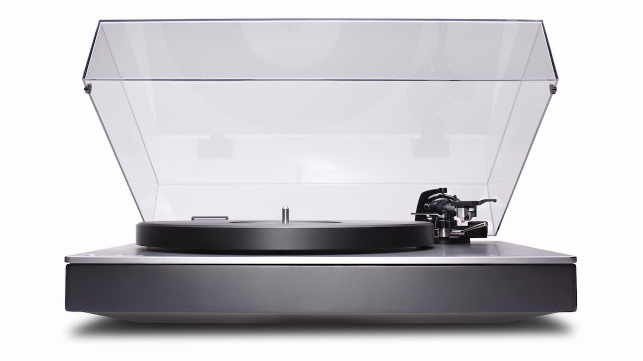 Cambridge Audio Alva TT V2 Turntable Front Lid Open