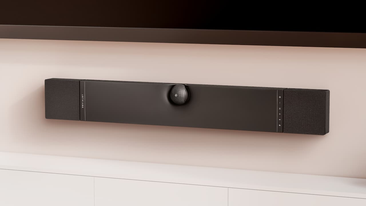 Devialet Dione Soundbar Wall-mounted under TV