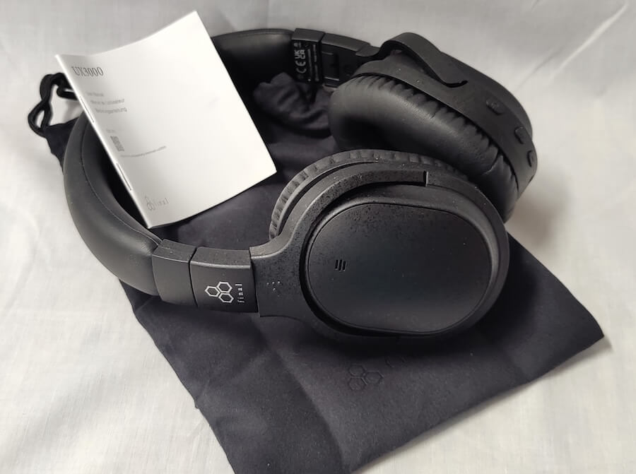 Final UX3000 Wireless Headphones with travel bag and instructions