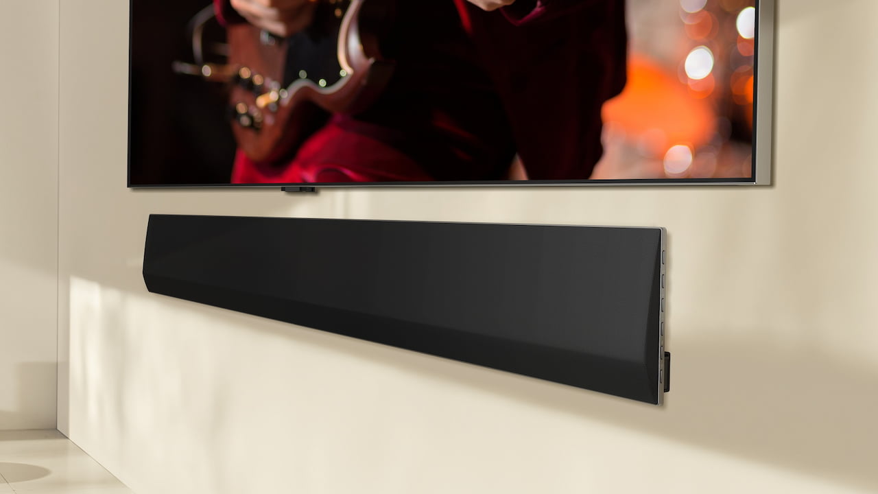 LG ST10TY Soundbar on wall under TV