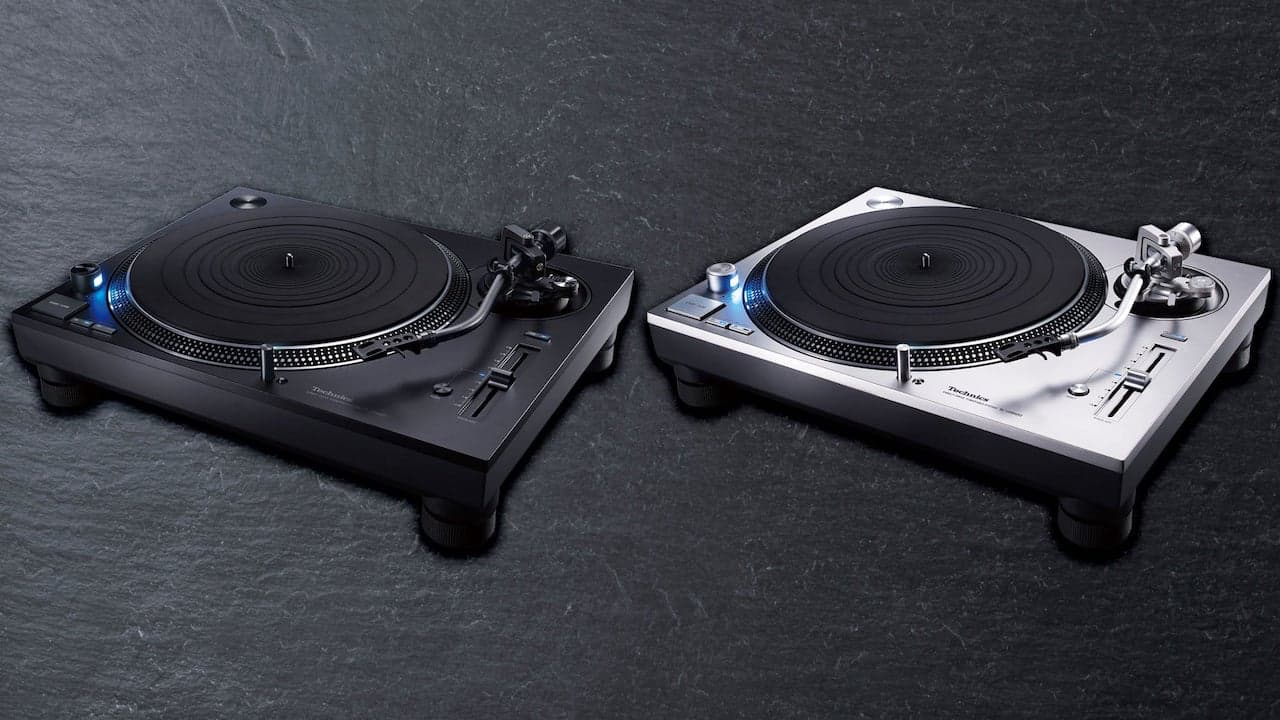 Technics SL-1210GR2 (black) and SL-1200GR2 (silver) Turntables