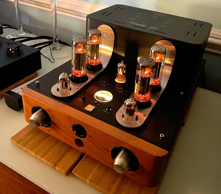 Unison Research Triode 25 Integrated Amplifier Lifestyle Angle