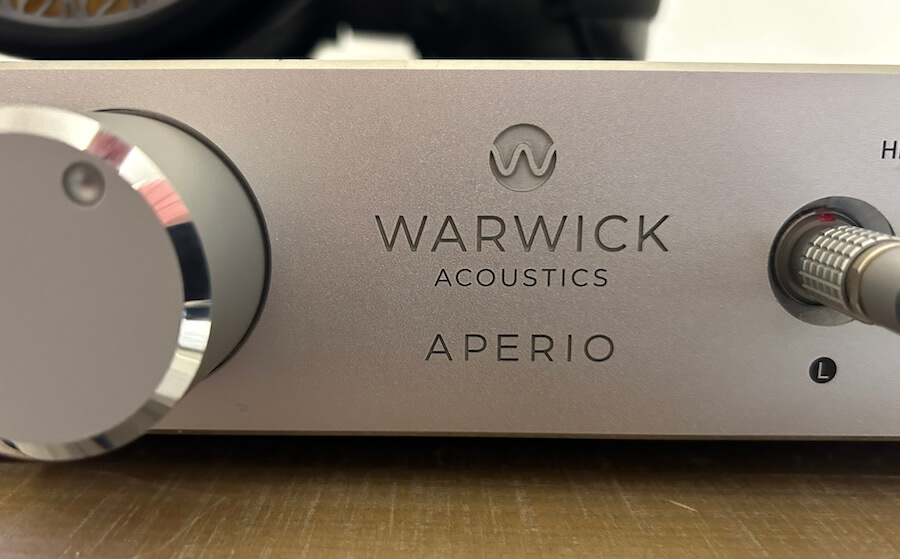 Warwick Acoustics Aperio Headphone Amp Closeup